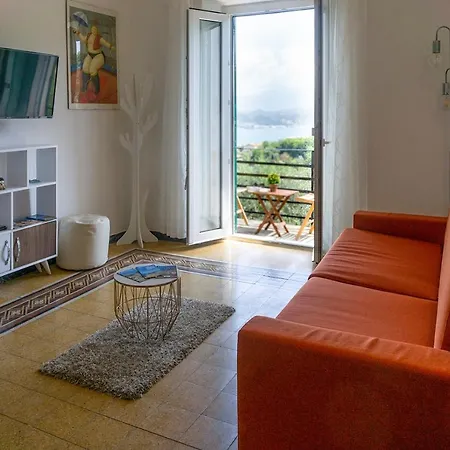 Gli Ulivi Sul Golfo E Le 5 Terre * La Spezia