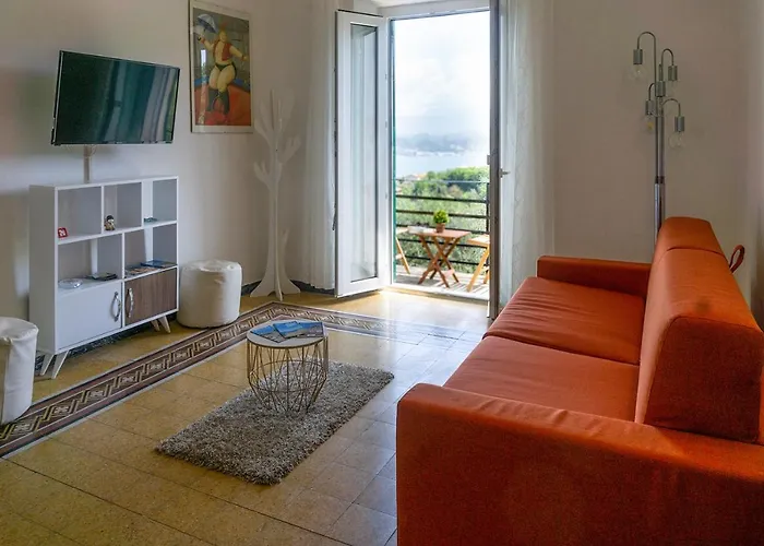 Gli Ulivi Sul Golfo E Le 5 Terre * La Spezia